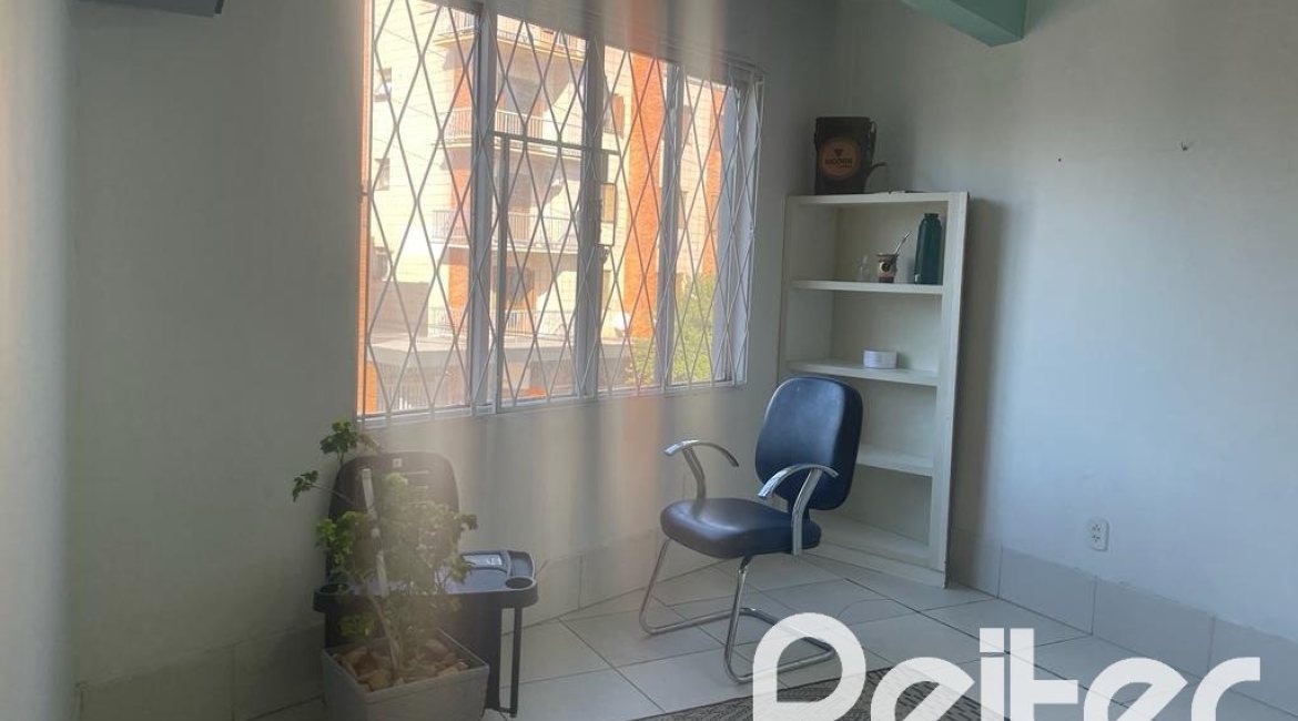 Comercial à venda com 26m², no bairro Tristeza em Porto Alegre