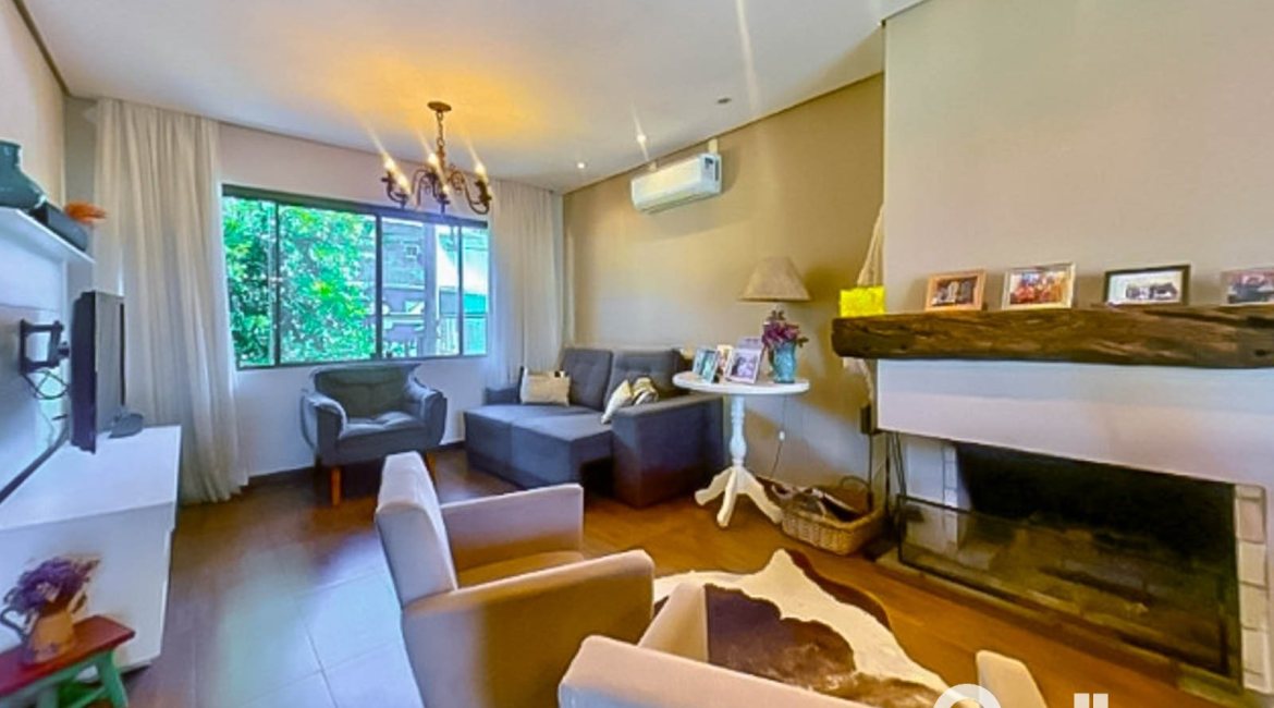 Casa em Condomínio à venda com 166m², 3 dormitórios, 2 suítes, 1 vaga, no bairro Hípica em Porto Alegre