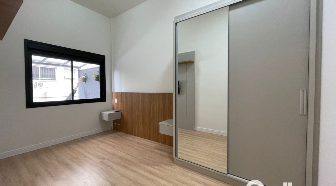 Apartamento à venda com 61m², 1 dormitório, 1 suíte, 1 vaga, no bairro Tristeza em Porto Alegre