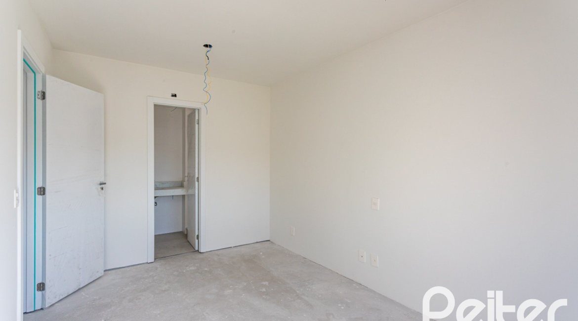 Apartamento à venda com 114m², 3 dormitórios, 3 suítes, 2 vagas, no bairro Tristeza em Porto Alegre