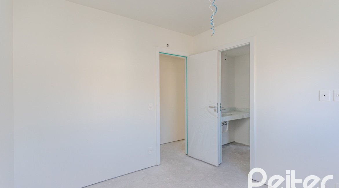 Apartamento à venda com 114m², 3 dormitórios, 3 suítes, 2 vagas, no bairro Tristeza em Porto Alegre
