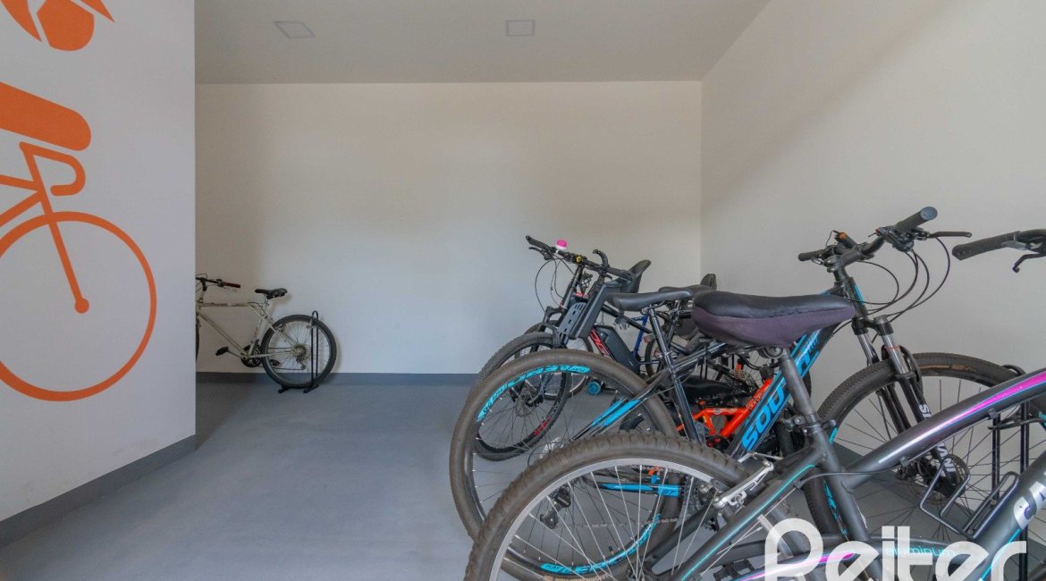 Apartamento à venda com 114m², 3 dormitórios, 3 suítes, 2 vagas, no bairro Tristeza em Porto Alegre