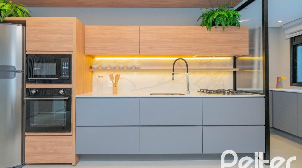 Apartamento à venda com 114m², 3 dormitórios, 3 suítes, 2 vagas, no bairro Tristeza em Porto Alegre