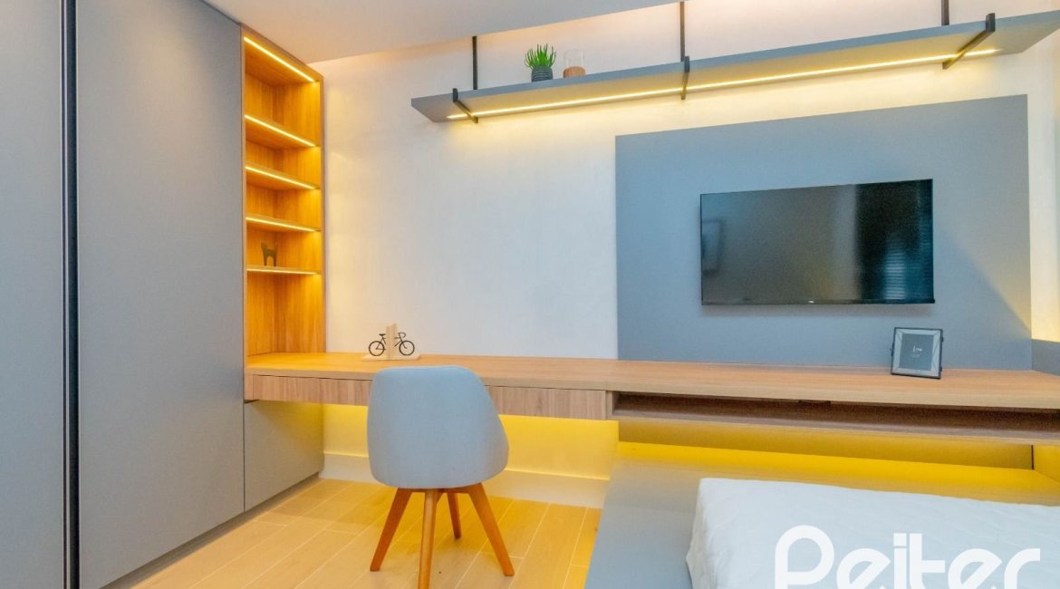 Apartamento à venda com 114m², 3 dormitórios, 3 suítes, 2 vagas, no bairro Tristeza em Porto Alegre