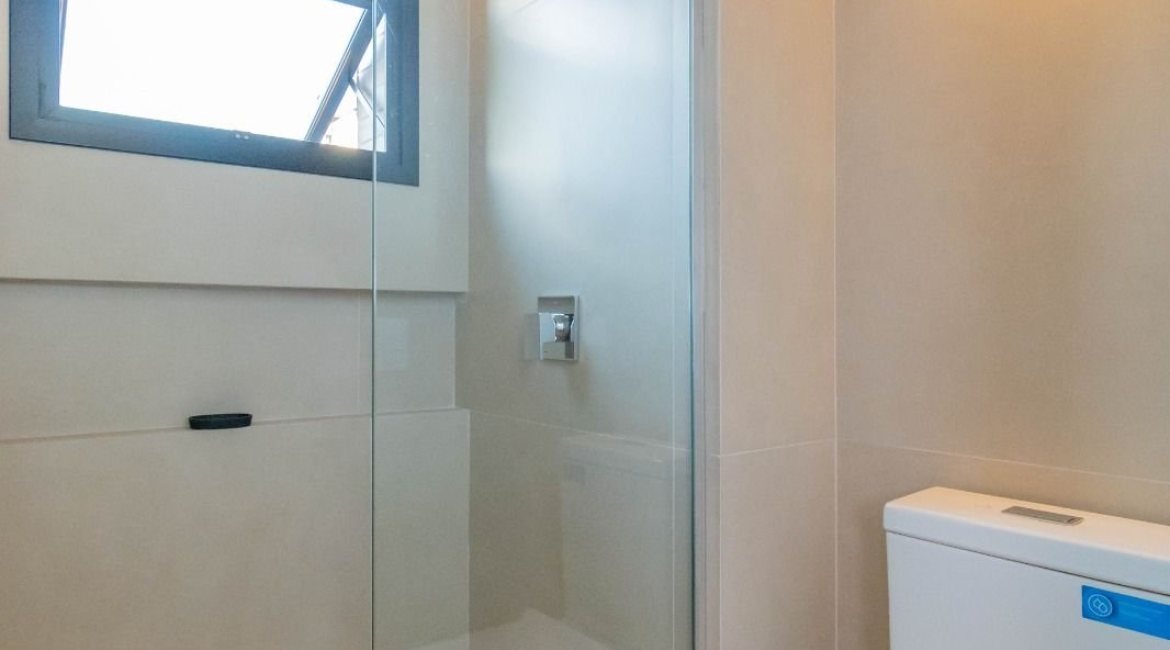 Apartamento à venda com 114m², 3 dormitórios, 3 suítes, 2 vagas, no bairro Tristeza em Porto Alegre