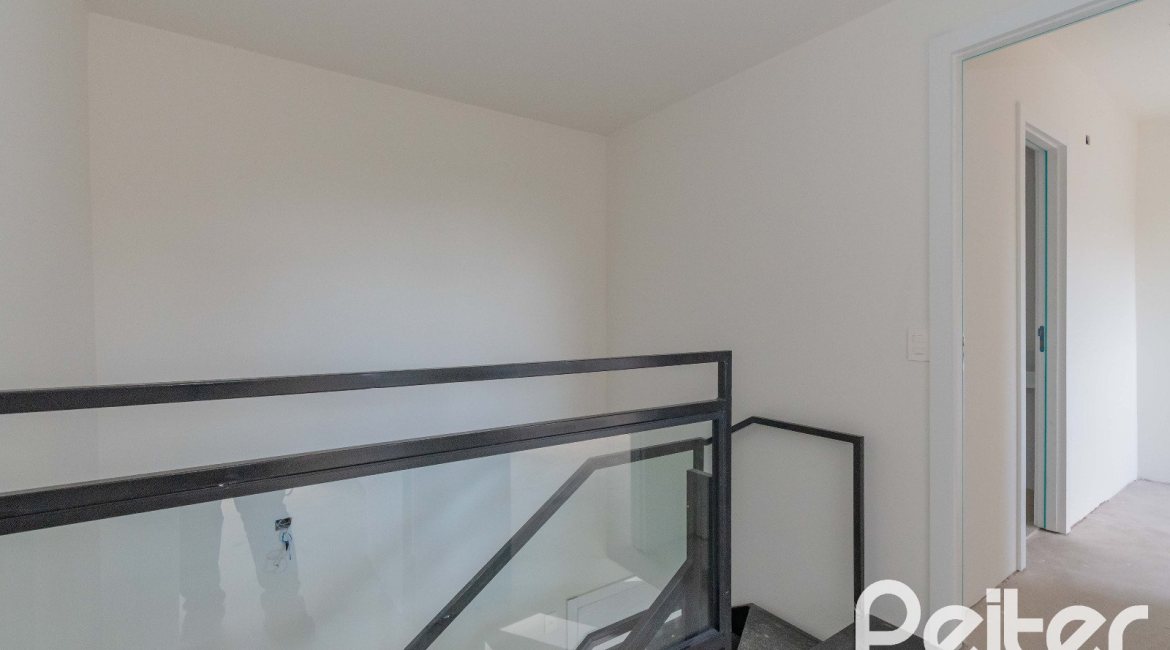 Apartamento à venda com 116m², 3 dormitórios, 1 suíte, 2 vagas, no bairro Tristeza em Porto Alegre