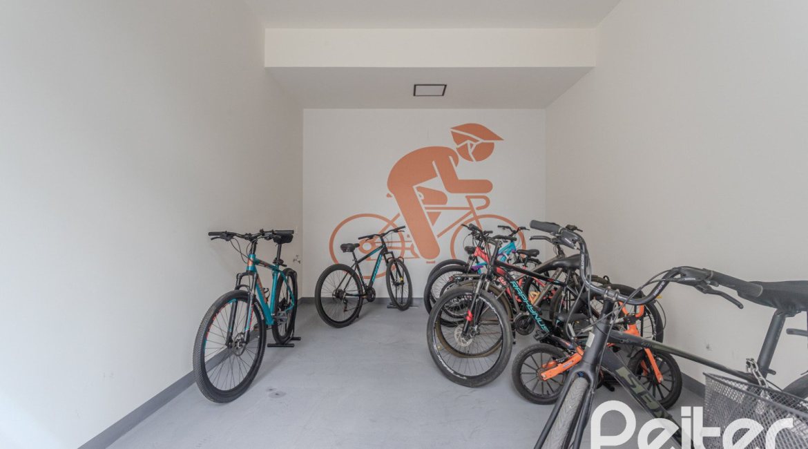Apartamento à venda com 116m², 3 dormitórios, 1 suíte, 2 vagas, no bairro Tristeza em Porto Alegre