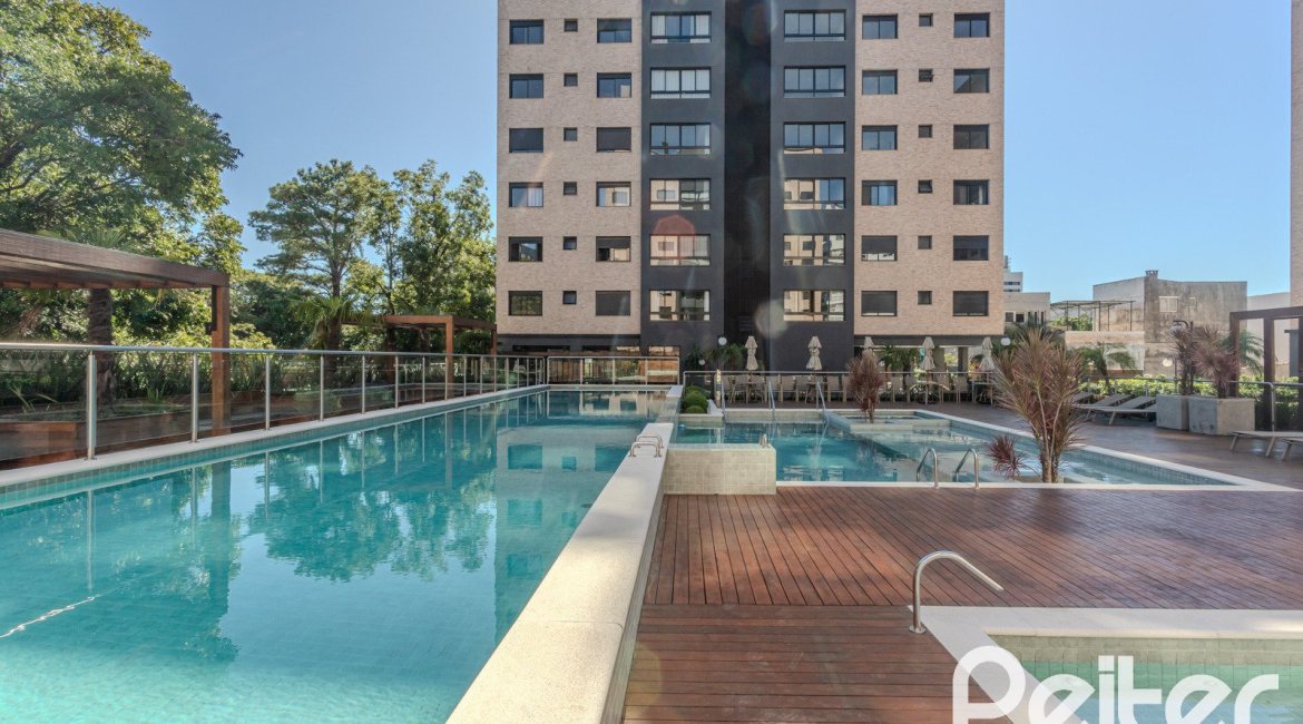 Apartamento à venda com 116m², 3 dormitórios, 1 suíte, 2 vagas, no bairro Tristeza em Porto Alegre