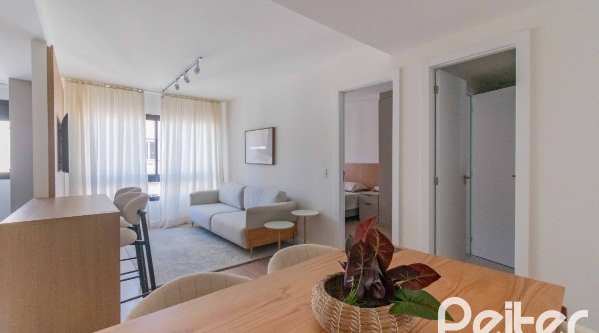 Apartamento à venda com 45m², 1 dormitório, 1 suíte, 1 vaga, no bairro Tristeza em Porto Alegre