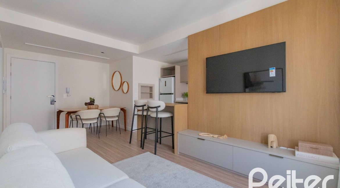 Apartamento à venda com 45m², 1 dormitório, 1 suíte, 1 vaga, no bairro Tristeza em Porto Alegre