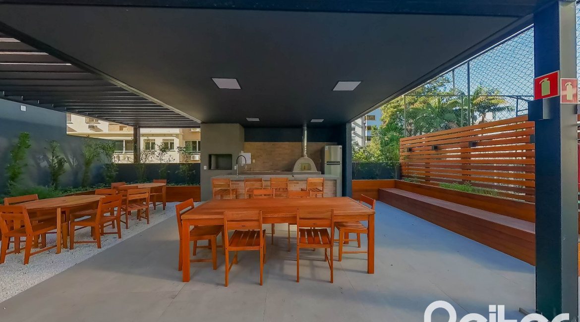 Apartamento à venda com 45m², 1 dormitório, 1 suíte, 1 vaga, no bairro Tristeza em Porto Alegre