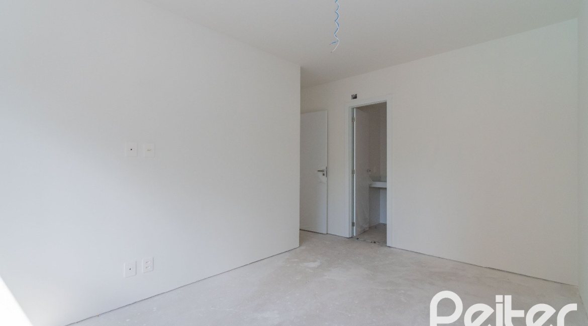 Apartamento à venda com 92m², 3 dormitórios, 1 suíte, 2 vagas, no bairro Tristeza em Porto Alegre