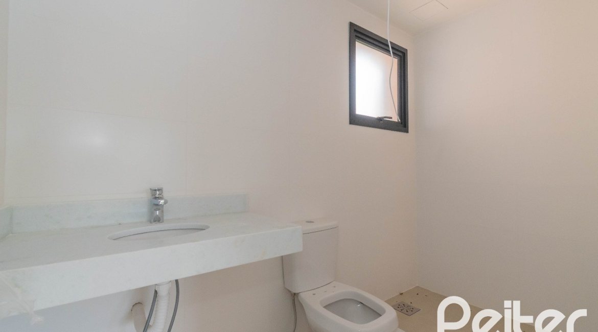 Apartamento à venda com 92m², 3 dormitórios, 1 suíte, 2 vagas, no bairro Tristeza em Porto Alegre