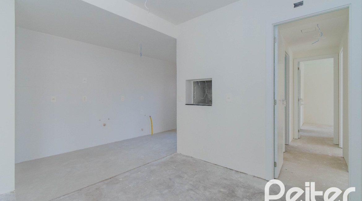 Apartamento à venda com 92m², 3 dormitórios, 1 suíte, 2 vagas, no bairro Tristeza em Porto Alegre