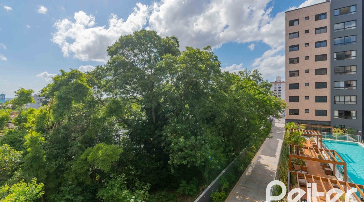 Apartamento à venda com 92m², 3 dormitórios, 1 suíte, 2 vagas, no bairro Tristeza em Porto Alegre