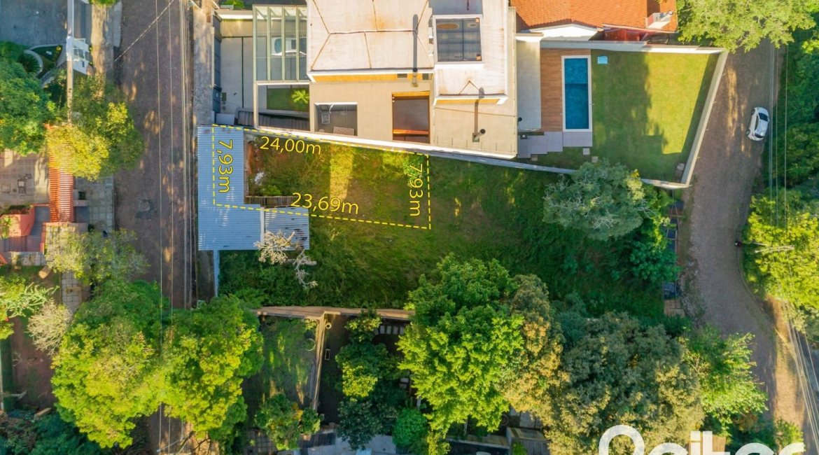 Terreno à venda com 188m², no bairro Sétimo Céu em Porto Alegre