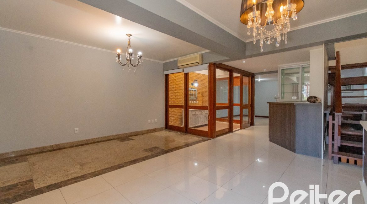  à venda, no bairro  em 