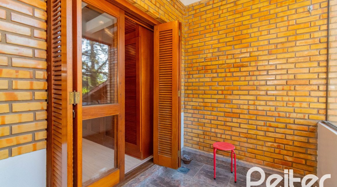  à venda, no bairro  em 