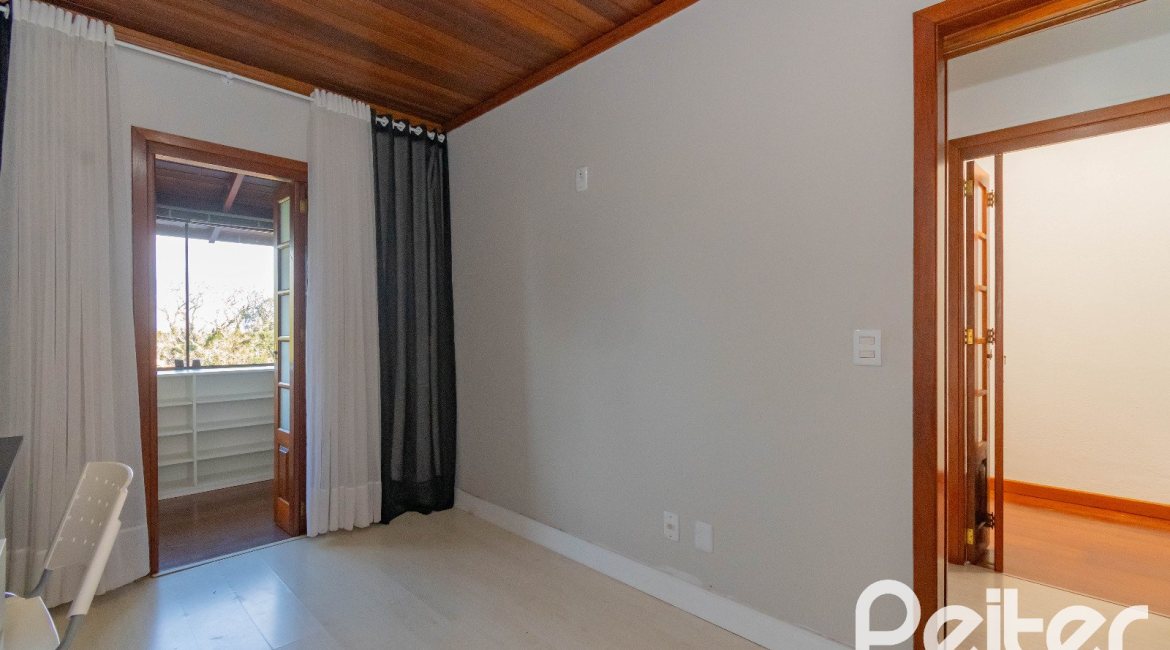  à venda, no bairro  em 