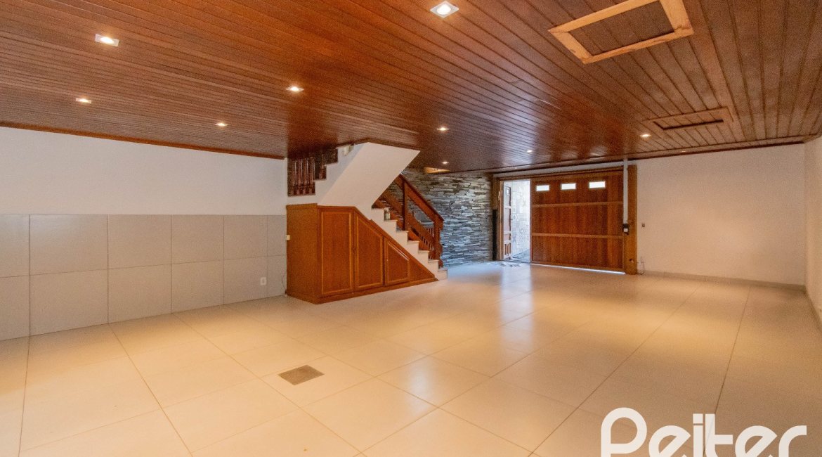  à venda, no bairro  em 