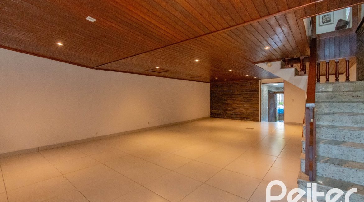  à venda, no bairro  em 