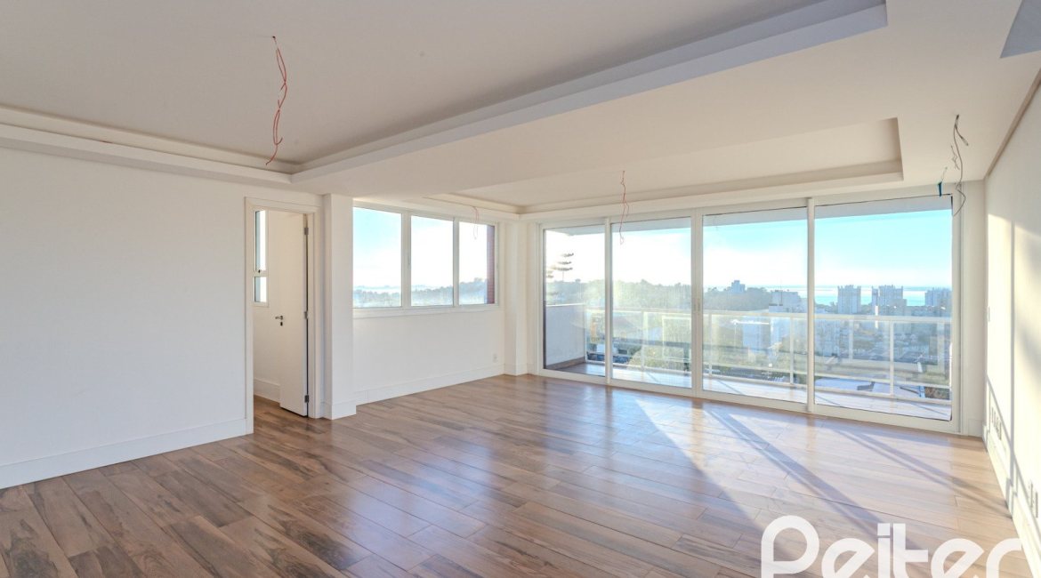 Apartamento à venda com 171m², 3 dormitórios, 3 suítes, 3 vagas, no bairro Tristeza em Porto Alegre