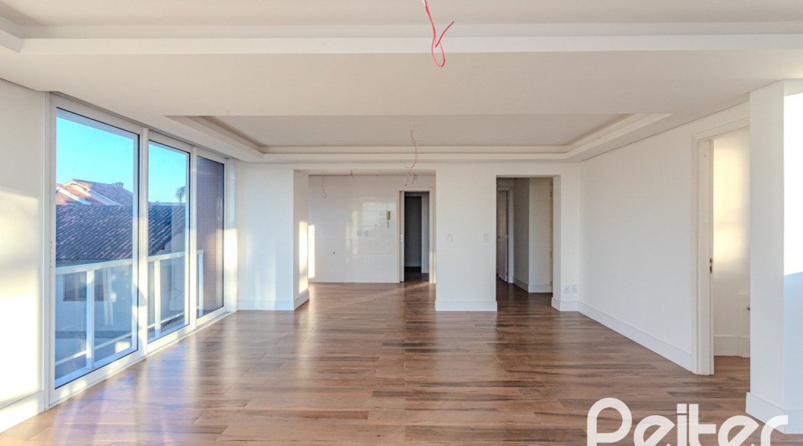 Apartamento à venda com 171m², 3 dormitórios, 3 suítes, 3 vagas, no bairro Tristeza em Porto Alegre