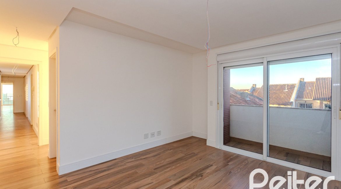 Apartamento à venda com 171m², 3 dormitórios, 3 suítes, 3 vagas, no bairro Tristeza em Porto Alegre
