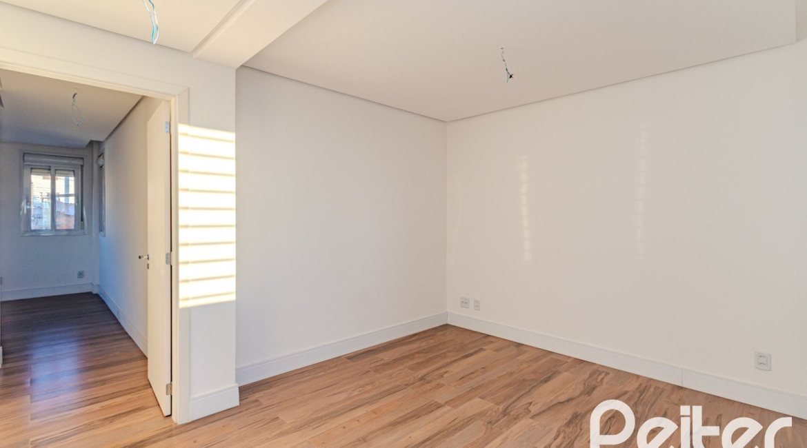 Apartamento à venda com 171m², 3 dormitórios, 3 suítes, 3 vagas, no bairro Tristeza em Porto Alegre