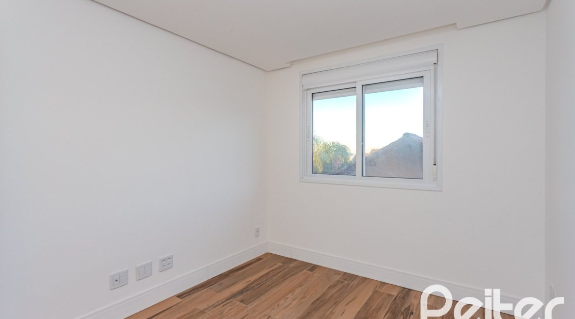 Apartamento à venda com 171m², 3 dormitórios, 3 suítes, 3 vagas, no bairro Tristeza em Porto Alegre