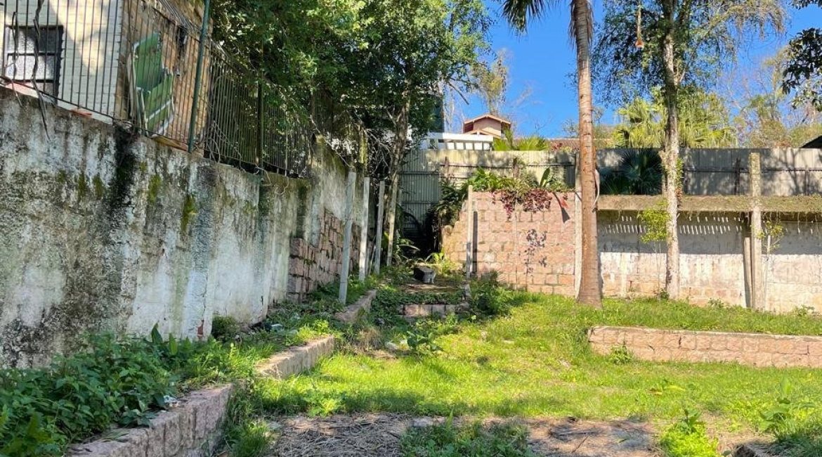 Terreno à venda com 237m², no bairro Vila Conceição em Porto Alegre