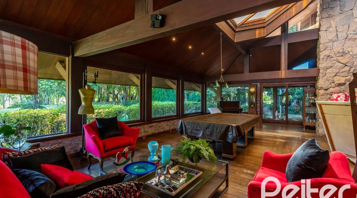 Casa em Condomínio à venda com 789m², 5 dormitórios, 3 suítes, 5 vagas, no bairro Cavalhada em PORTO ALEGRE