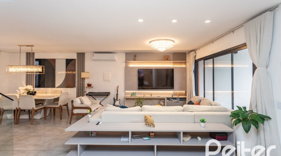 Casa em Condomínio à venda com 183m², 3 dormitórios, 3 suítes, 2 vagas, no bairro Ipanema em Porto Alegre