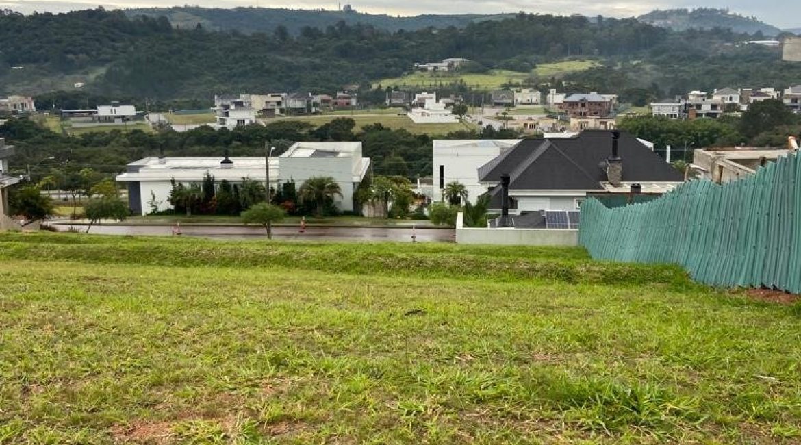 Terreno em condomínio à venda com 583m², no bairro Alphaville em PORTO ALEGRE