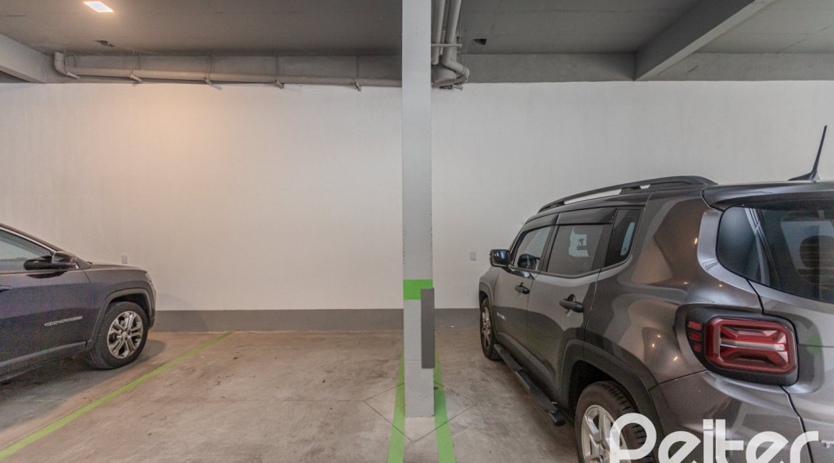 Apartamento à venda com 76m², 2 dormitórios, 1 suíte, 2 vagas, no bairro Tristeza em Porto Alegre