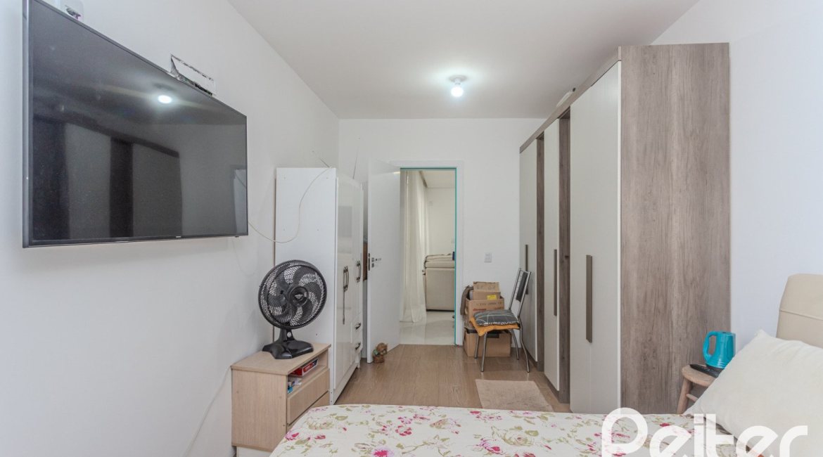 Apartamento à venda com 76m², 2 dormitórios, 1 suíte, 2 vagas, no bairro Tristeza em Porto Alegre