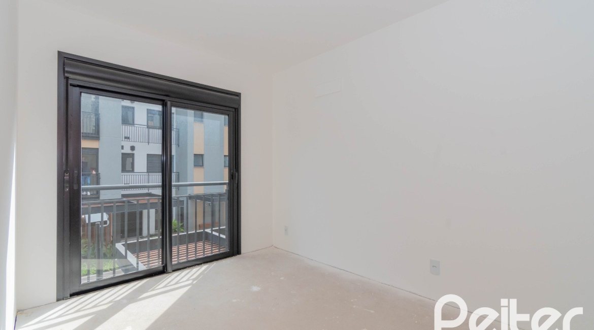 Apartamento à venda com 108m², 3 dormitórios, 1 suíte, 2 vagas, no bairro Tristeza em PORTO ALEGRE