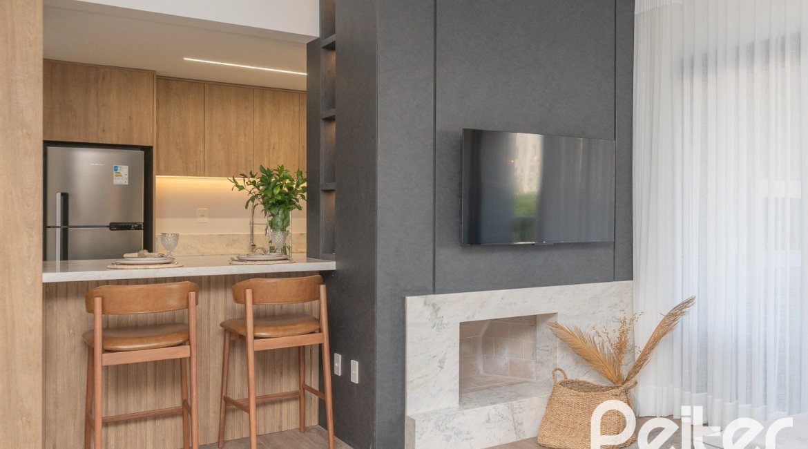 Apartamento à venda com 149m², 3 dormitórios, 3 suítes, 2 vagas, no bairro Tristeza em Porto Alegre