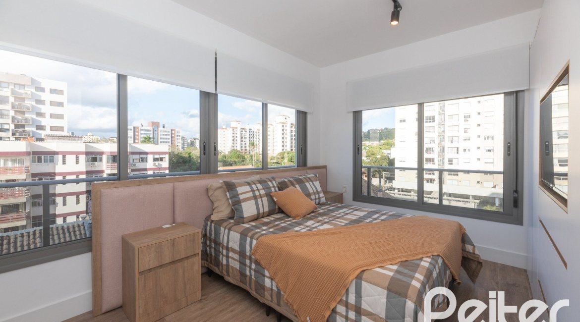 Apartamento à venda com 149m², 3 dormitórios, 3 suítes, 2 vagas, no bairro Tristeza em Porto Alegre