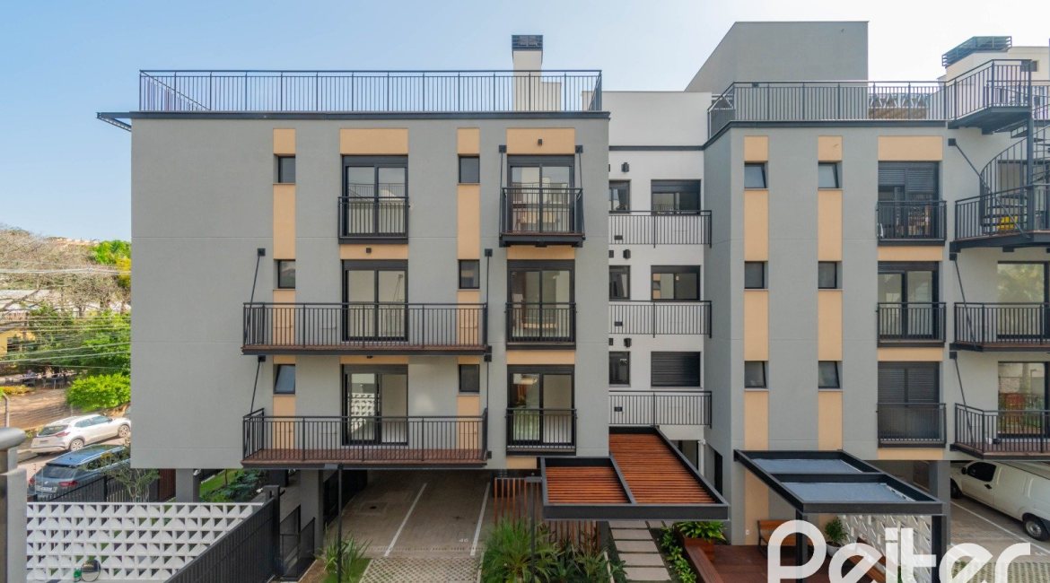 Apartamento à venda com 108m², 3 dormitórios, 1 suíte, 2 vagas, no bairro Tristeza em PORTO ALEGRE