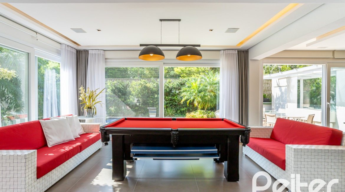 Casa em Condomínio à venda com 457m², 4 dormitórios, 4 suítes, 6 vagas, no bairro Pedra Redonda em PORTO ALEGRE