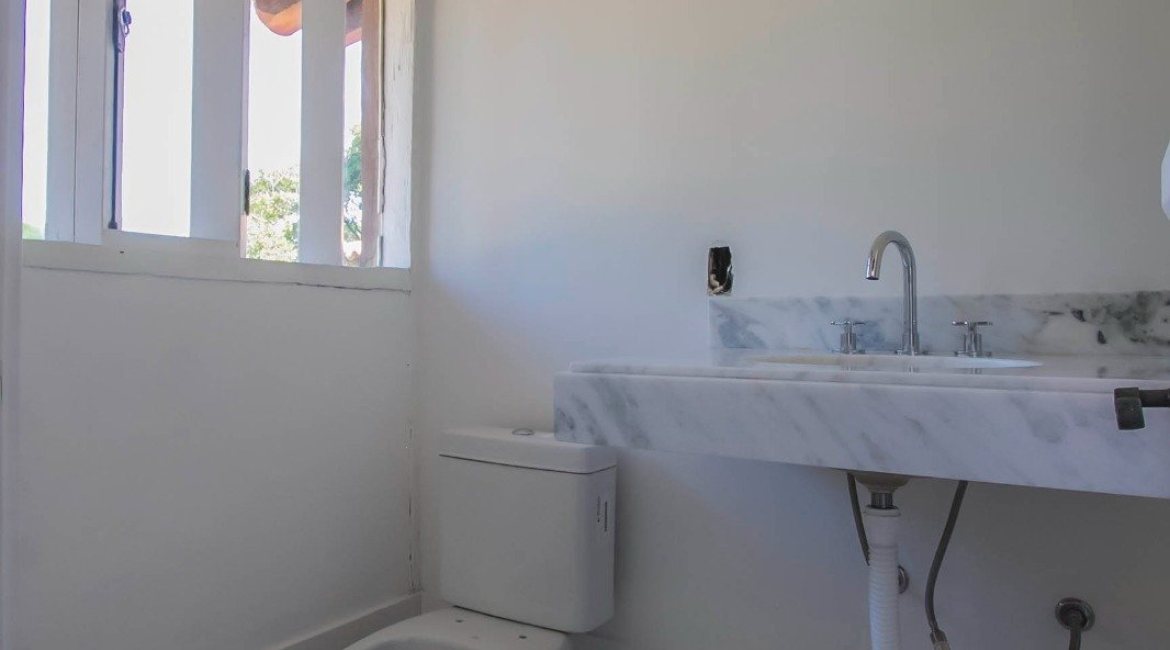 Casa em Condomínio à venda com 830m², 7 dormitórios, 3 suítes, 10 vagas, no bairro Cavalhada em PORTO ALEGRE