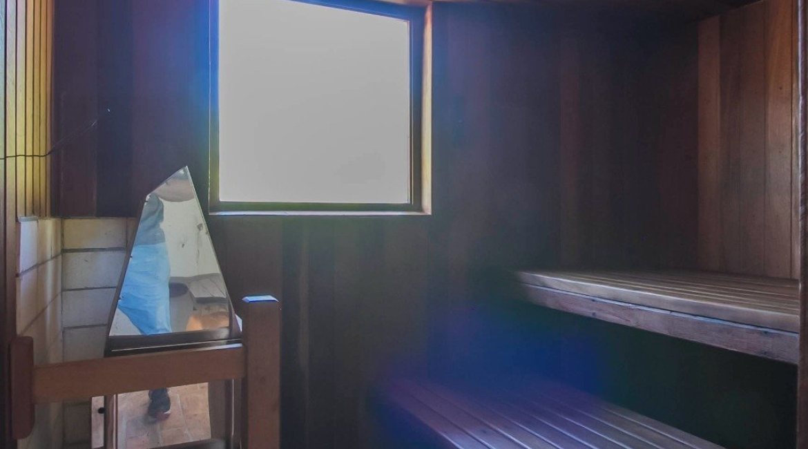 Casa em Condomínio à venda com 830m², 7 dormitórios, 3 suítes, 10 vagas, no bairro Cavalhada em PORTO ALEGRE