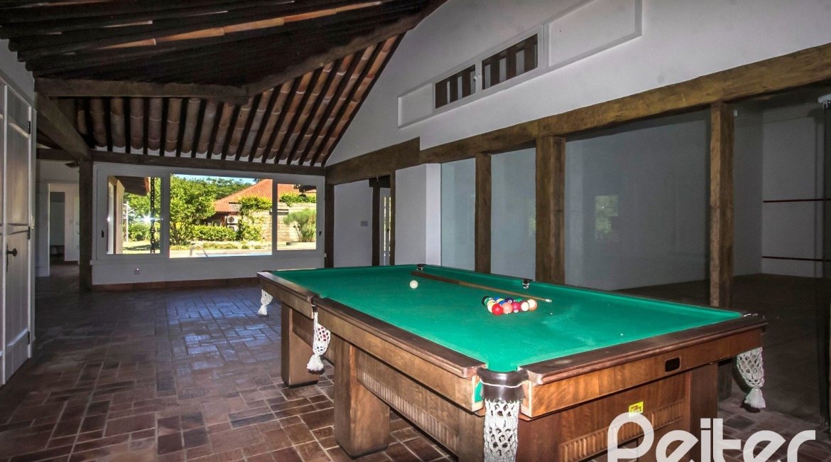 Casa em Condomínio à venda com 830m², 7 dormitórios, 3 suítes, 10 vagas, no bairro Cavalhada em PORTO ALEGRE