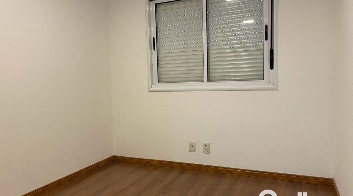 Apartamento à venda com 82m², 3 dormitórios, 1 suíte, 2 vagas, no bairro Tristeza em PORTO ALEGRE