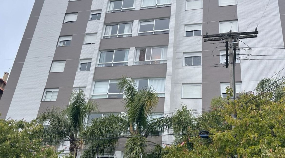 Apartamento à venda com 82m², 3 dormitórios, 1 suíte, 2 vagas, no bairro Tristeza em PORTO ALEGRE