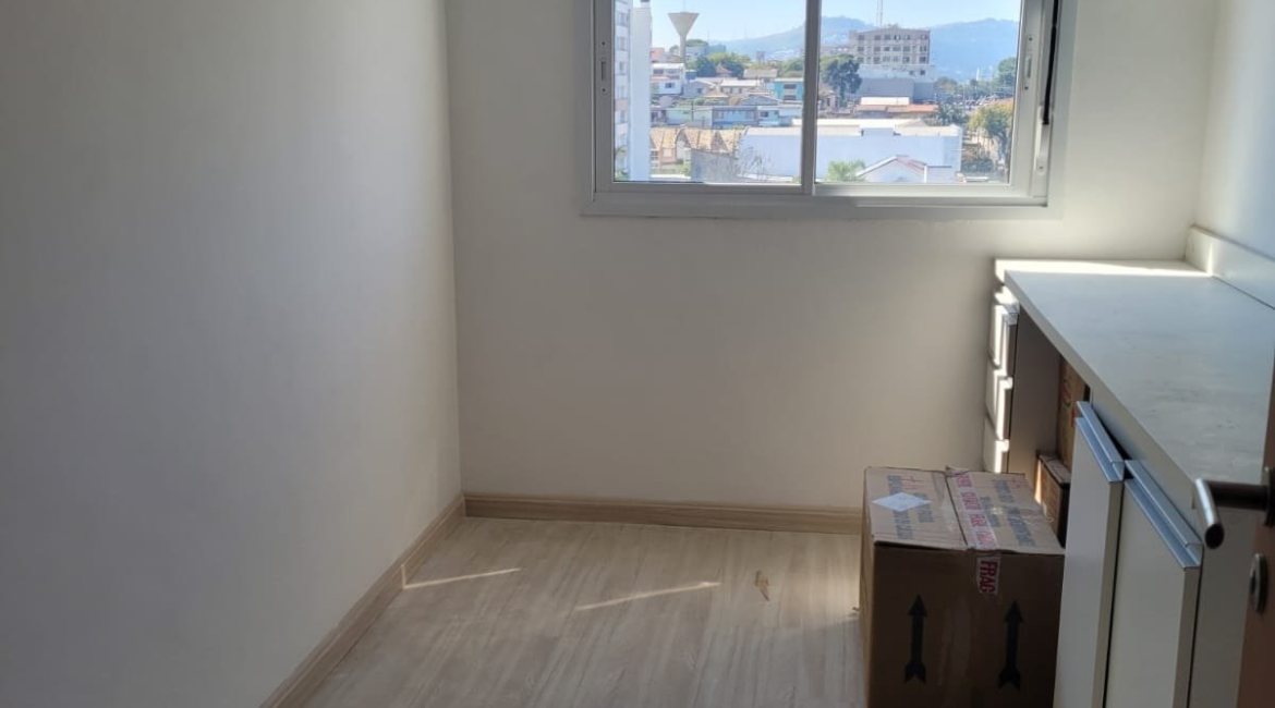 Apartamento à venda com 61m², 2 dormitórios, 1 suíte, 1 vaga, no bairro Tristeza em PORTO ALEGRE