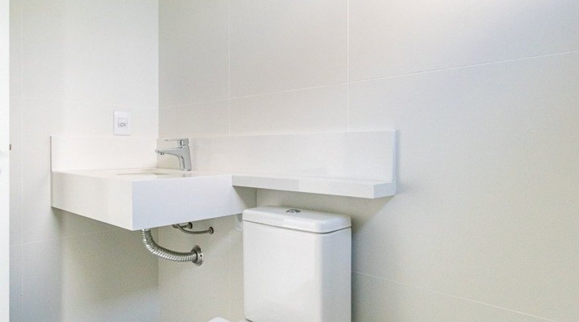 Casa à venda com 210m², 3 dormitórios, 2 suítes, 2 vagas, no bairro Jardim Isabel em Porto Alegre