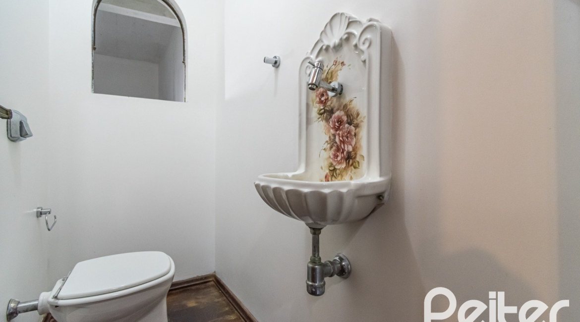  à venda, no bairro  em 