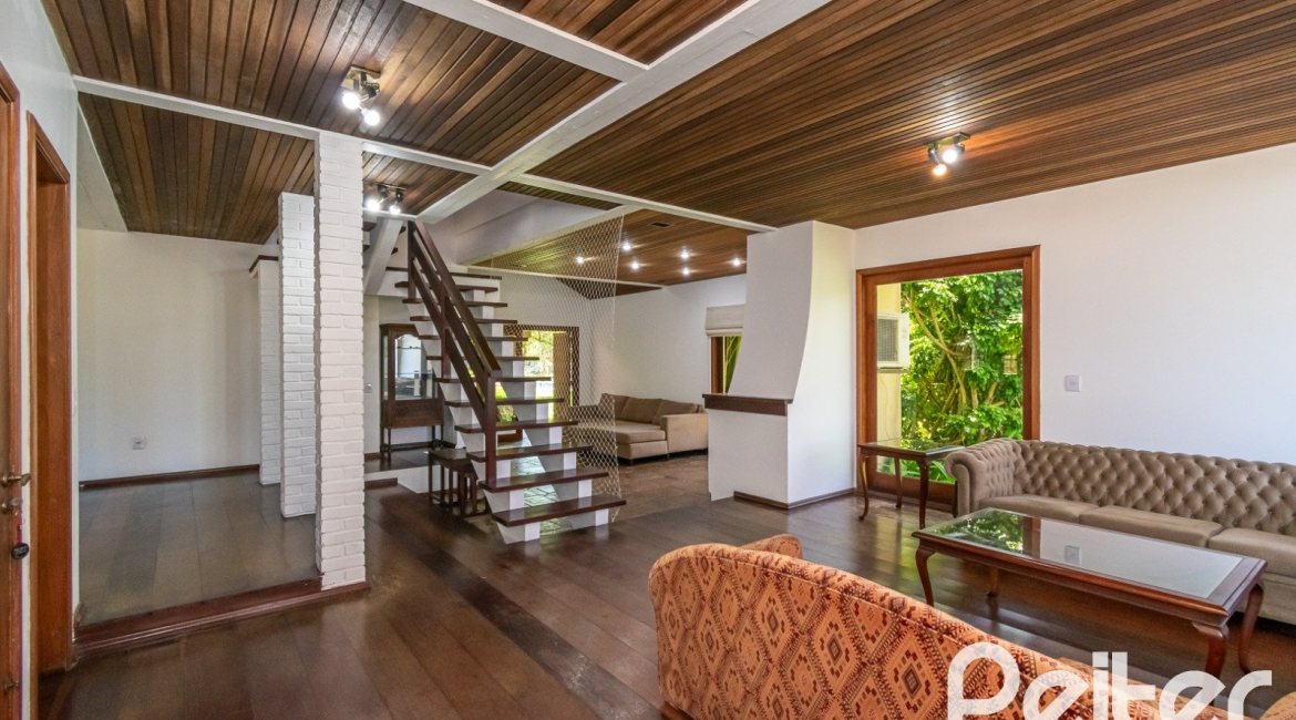  à venda, no bairro  em 